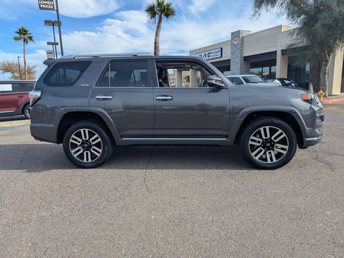 Used 2016 Toyota 4Runner Limited image 2