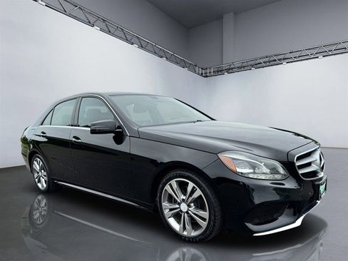 Used 2015 Mercedes-Benz E 350 4MATIC Sedan image 8