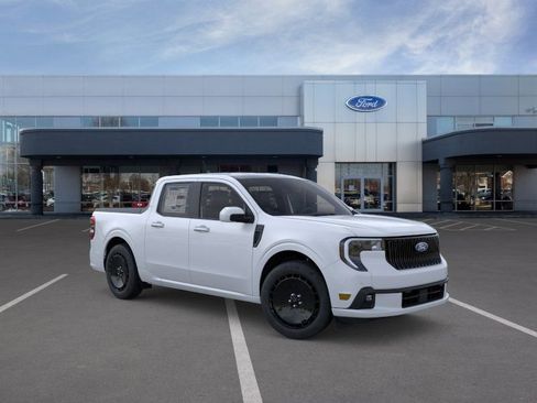 New 2026 Ford Maverick Lobo AWD/4WD image 7