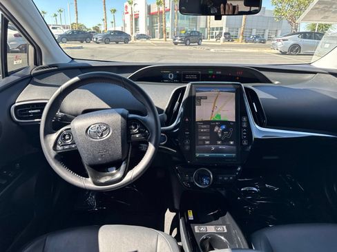 Used 2022 Toyota Prius Prime XLE FWD image 20