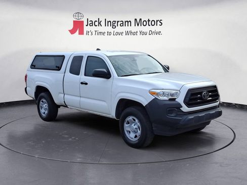 Used 2021 Toyota Tacoma SR RWD image 7