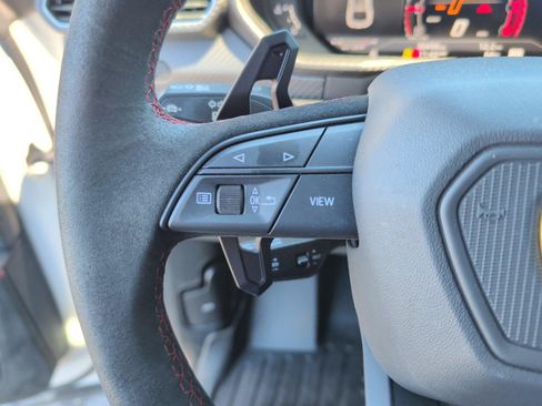 Used 2023 Lamborghini Urus Performante AWD/4WD image 19