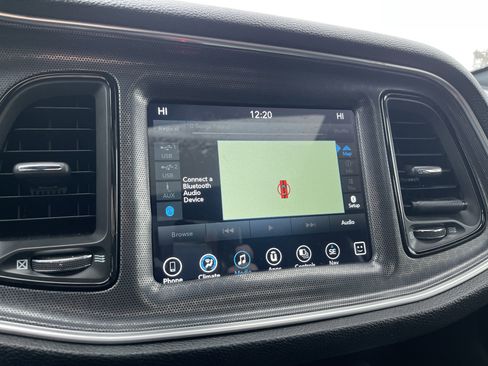 Used 2017 Dodge Challenger GT w/ Driver Convenience Group image 19