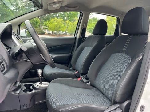 Used 2017 Nissan Versa Note SV FWD image 13