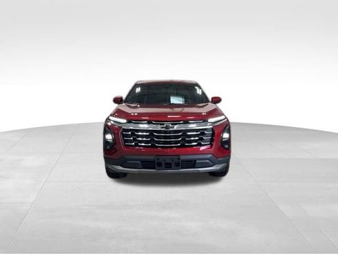 Used 2026 Chevrolet Equinox LT w/ Convenience Package II AWD/4WD image 4