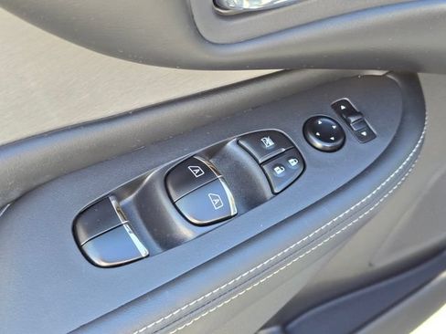 Used 2020 Nissan Murano SL w/ Moonroof Package AWD/4WD image 25
