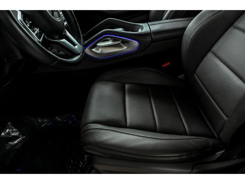 Used 2022 Mercedes-Benz GLS 450 4MATIC image 11