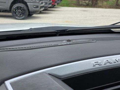 Used 2021 RAM 1500 Big Horn AWD/4WD image 34