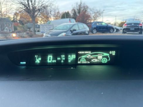 Used 2010 Toyota Prius Three image 14