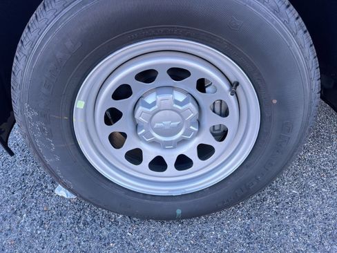 New 2026 Chevrolet Silverado 1500 W/T w/ WT Safety Package image 11