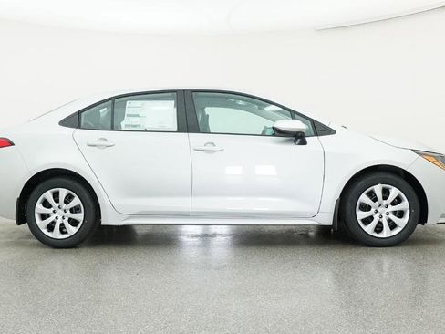 New 2026 Toyota Corolla LE image 32