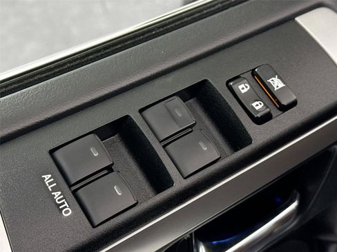 Certified 2022 Toyota 4Runner Limited image 30