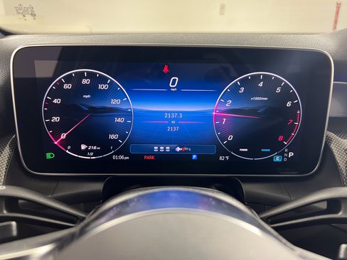 Used 2026 Mercedes-Benz GLC 300 image 16
