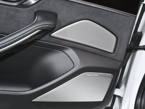 Used 2022 Audi S8 w/ S8 Comfort Plus Package image 17