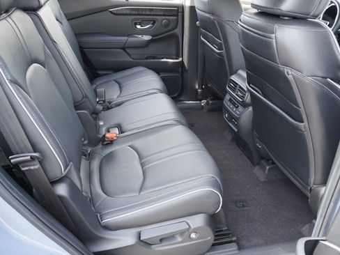 Used 2024 Honda Pilot Elite image 33