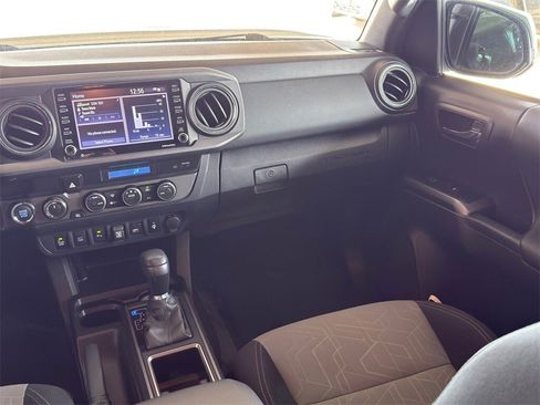 Used 2023 Toyota Tacoma TRD Off-Road w/ Technology Package image 30