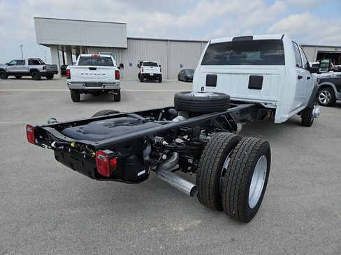 New 2026 RAM 5500 Tradesman AWD/4WD image 7