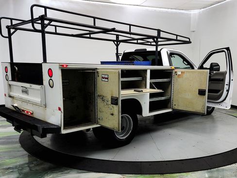 Used 2017 Ford F350 XL w/ Power Equipment Group image 11