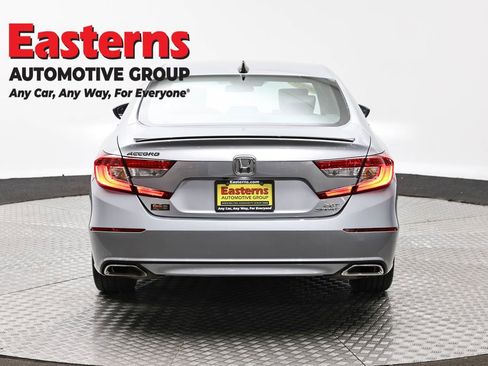 Used 2022 Honda Accord Sport image 6