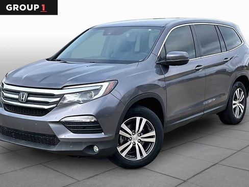 Used 2018 Honda Pilot EX image 1