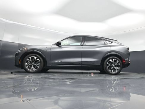 Used 2023 Ford Mustang Mach-E Premium RWD image 7