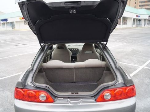 Used 2005 Acura RSX Coupe with 5-speed AT image 28