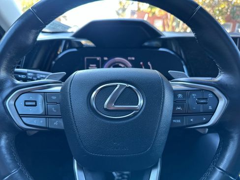 Used 2024 Lexus NX 350h AWD image 25