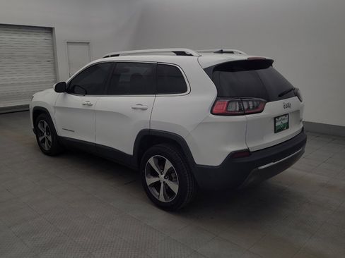 Used 2019 Jeep Cherokee Limited image 3