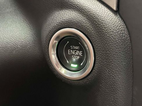 Used 2021 Chevrolet Silverado 1500 LTZ w/ LTZ Premium Package AWD/4WD image 20