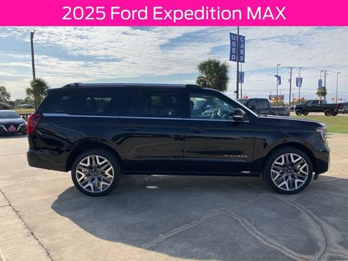 New 2025 Ford Expedition Max Platinum w/ Platinum Ultimate Package AWD/4WD image 8