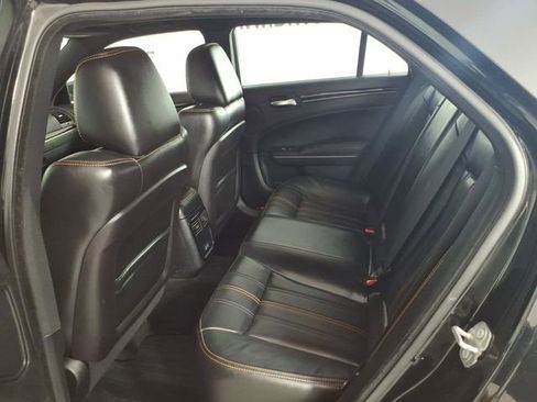 Used 2016 Chrysler 300 S AWD/4WD image 9