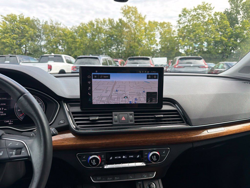 Used 2023 Audi Q5 2.0T Premium Plus w/ Premium Plus Package AWD/4WD image 15