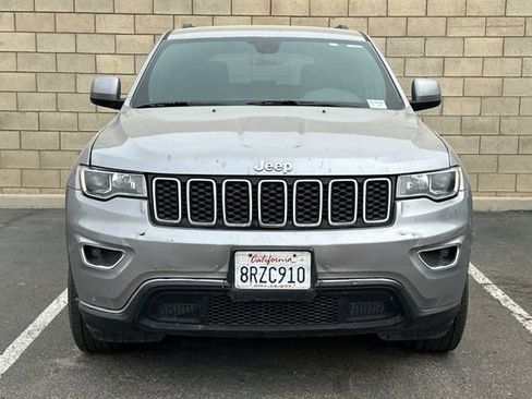 Certified 2020 Jeep Grand Cherokee Laredo w/ Laredo X Package RWD image 2