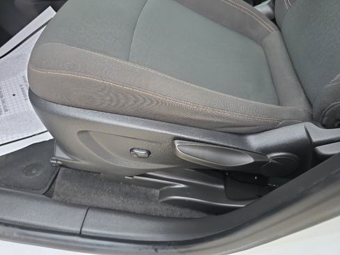 Used 2018 Chevrolet Trax LS image 10