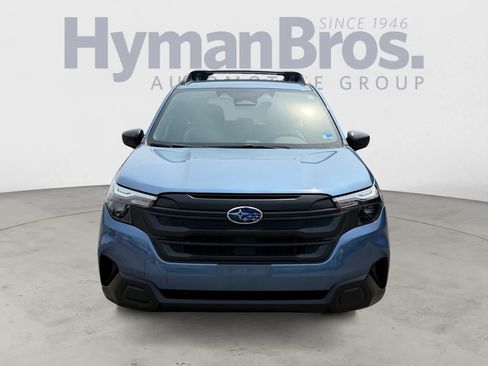 Certified 2025 Subaru Forester AWD/4WD image 9