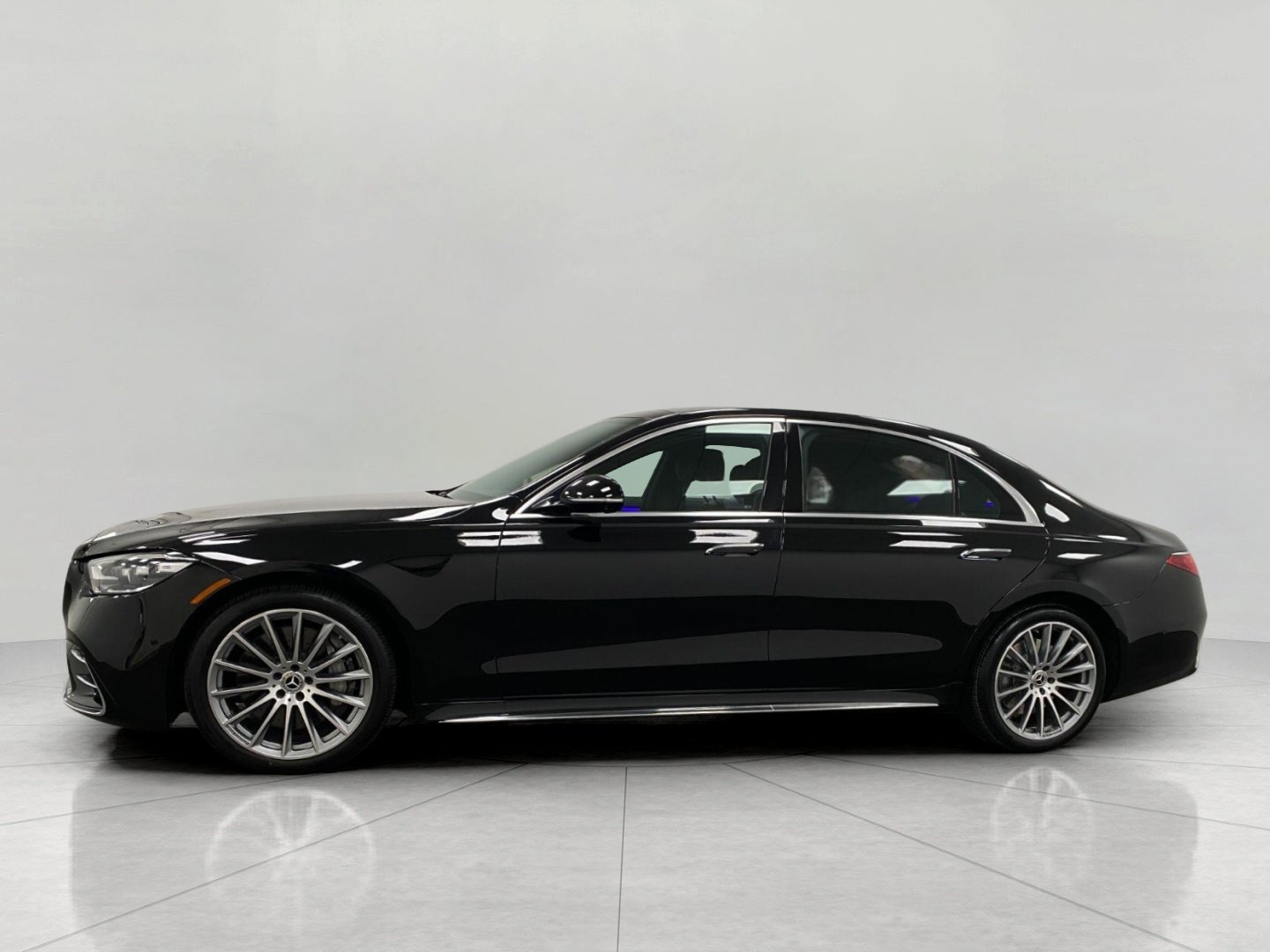 Certified 2023 Mercedes-Benz S 500 4MATIC image 8