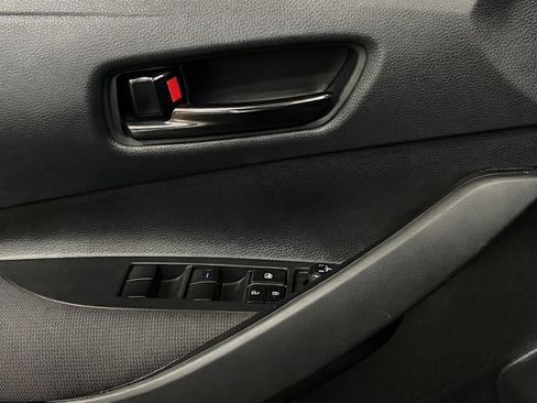 Used 2022 Toyota Corolla LE FWD image 13
