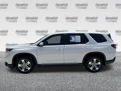 Used 2025 Honda Pilot EX-L image 6