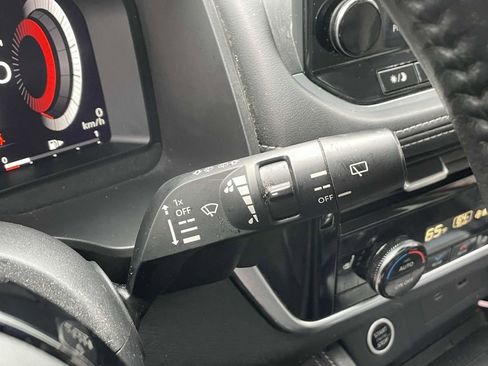 Used 2023 Nissan Rogue Platinum w/ Platinum Premium Package image 23