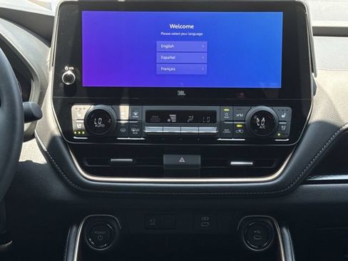 Used 2026 Toyota Grand Highlander AWD Hybrid image 18