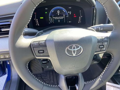 New 2026 Toyota Camry SE FWD image 21