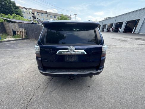 Used 2021 Toyota 4Runner Limited AWD/4WD image 2