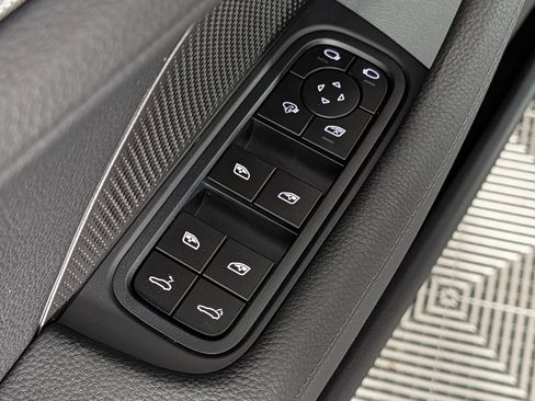 New 2026 Porsche Panamera RWD image 27