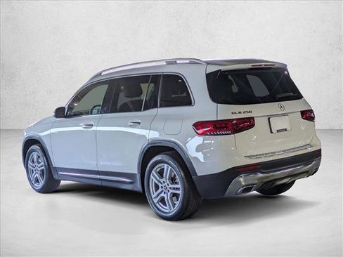 Certified 2023 Mercedes-Benz GLB 250 image 10