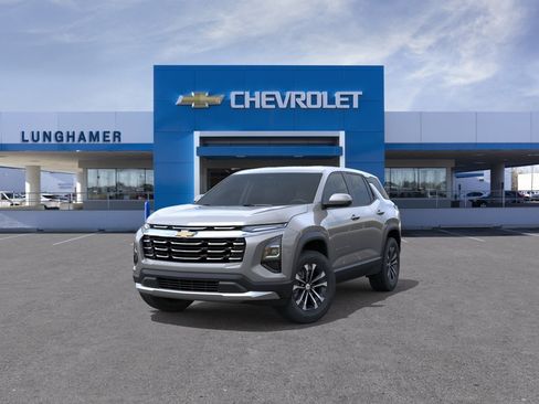 New 2027 Chevrolet Equinox LT w/ LPO, Floor Liner Package AWD/4WD image 32