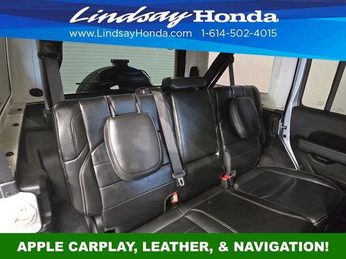 Used 2023 Jeep Wrangler Unlimited Sahara image 9