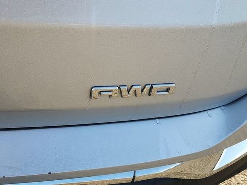Used 2019 GMC Terrain SLT AWD/4WD image 32