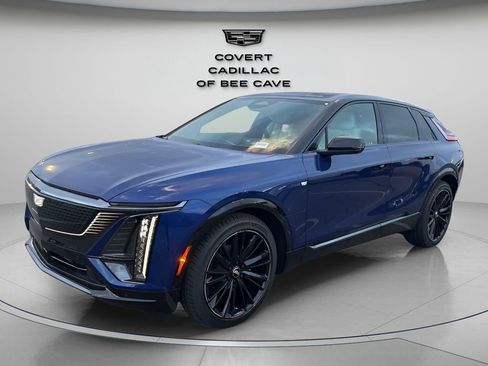 New 2025 Cadillac Lyriq Sport image 4