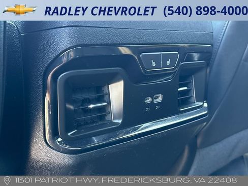 Used 2022 GMC Sierra 1500 AT4 w/ AT4 Premium Package AWD/4WD image 14
