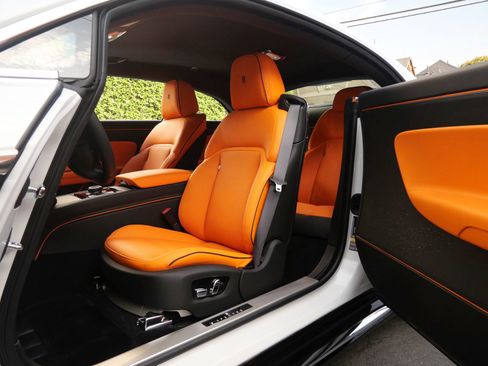 Certified 2024 Rolls-Royce Spectre image 25